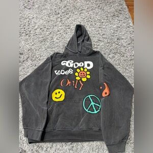 Pacsun hoodie
Size: L Color: Gray